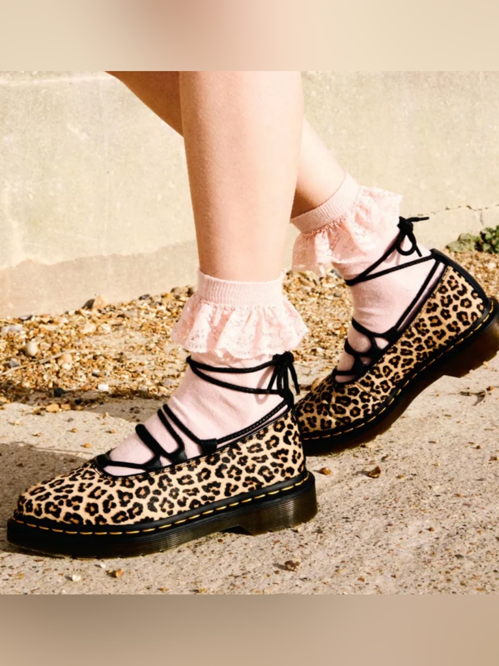 Dr.Martens Elphie Leopard Ballet Flats
Size 7
